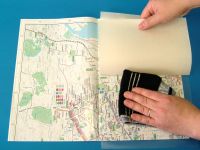 フィルムマットは地図の保護に最適なマットタイプのカバーフィルムです。