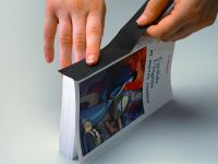 フィルムプラストTは簡易製本などに使用できる柔軟性の高い布製テープ